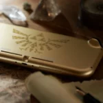 hyrule-edition-nintendo-switch-lite-2